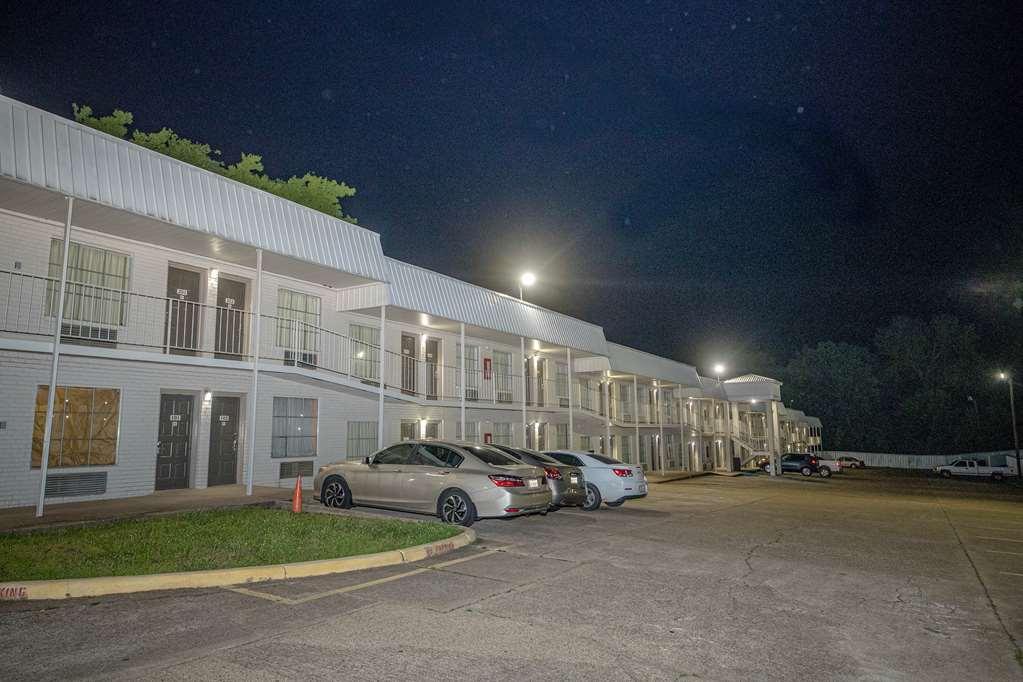 Hotel 6-tyler, Tx Tyler